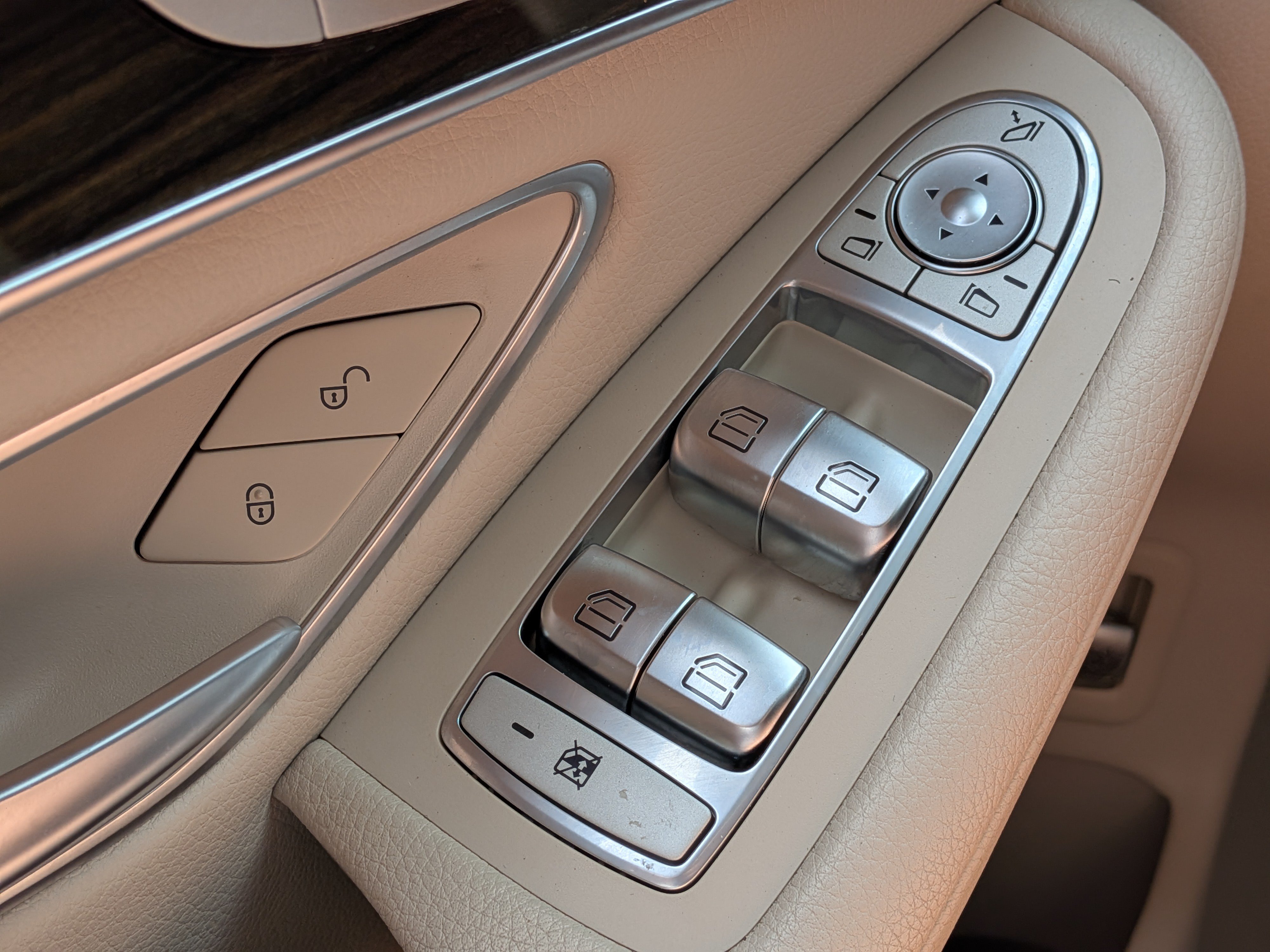 Used 2018 Mercedes-Benz GLC 300 image 21