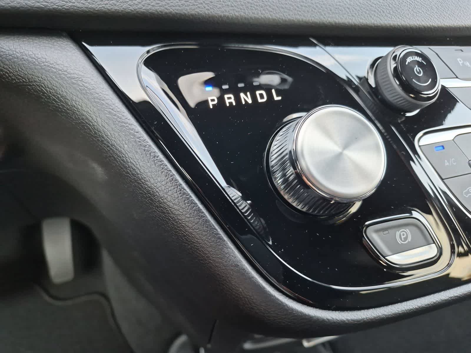 New 2027 Chrysler Pacifica LX FWD image 30
