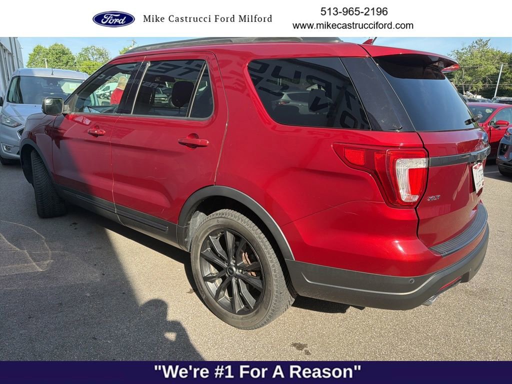 Used 2018 Ford Explorer XLT w/ Equipment Group 202A FWD image 7