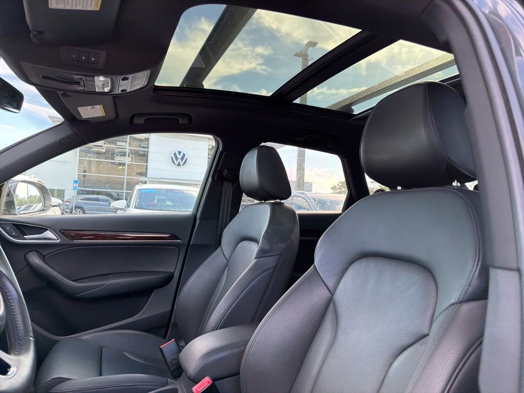 Used 2018 Audi Q3 2.0T Premium Plus w/ Premium Plus Package image 24