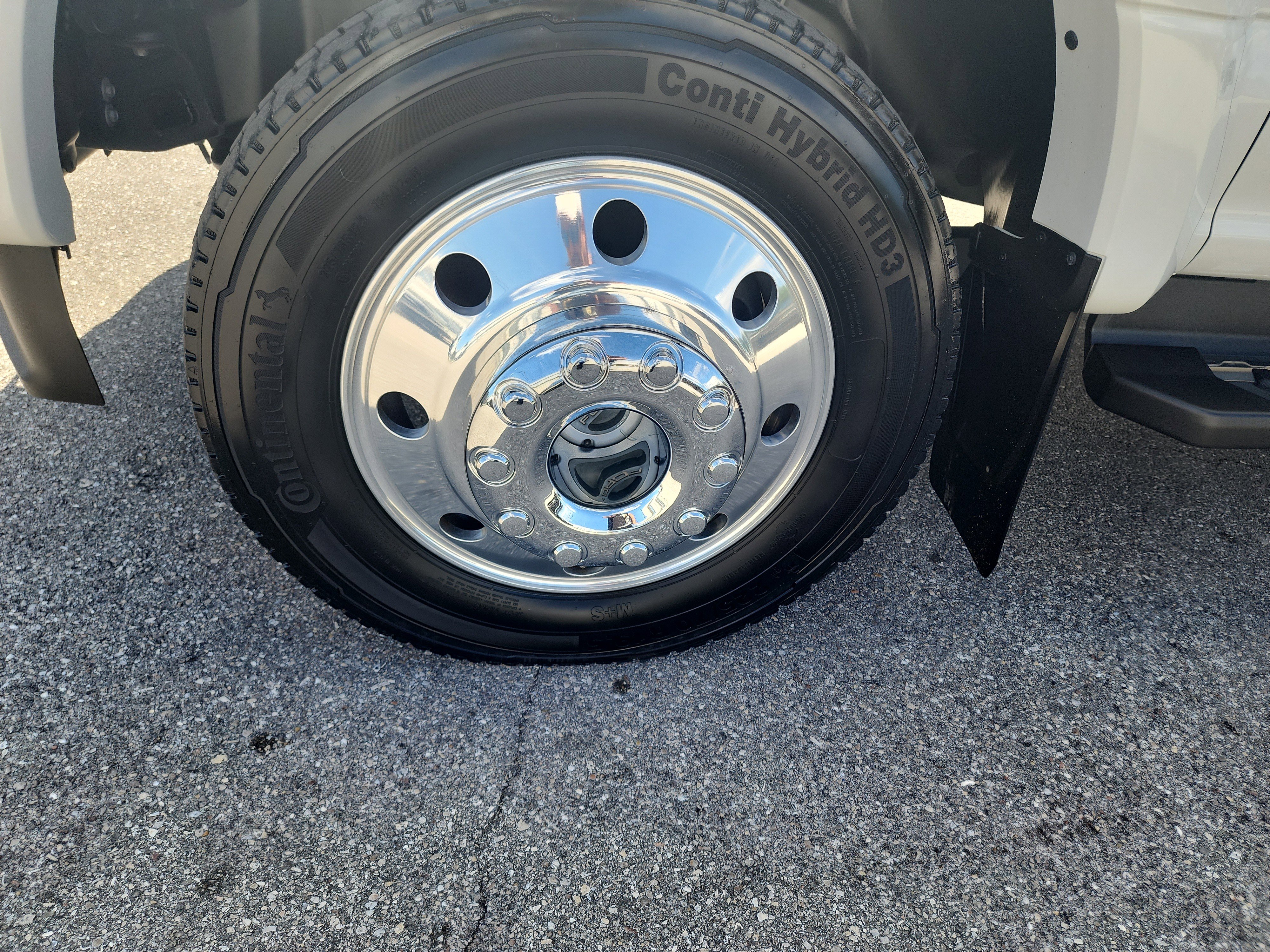 Used 2020 Ford F450 Lariat w/ Lariat Ultimate Package image 9