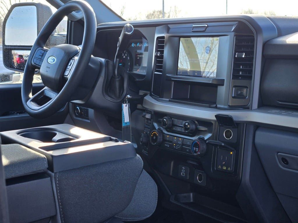 New 2026 Ford F250 XLT w/ Snow Plow Prep Package image 9