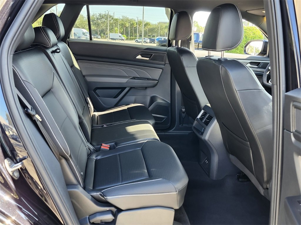 Used 2022 Volkswagen Atlas Cross Sport SE image 13