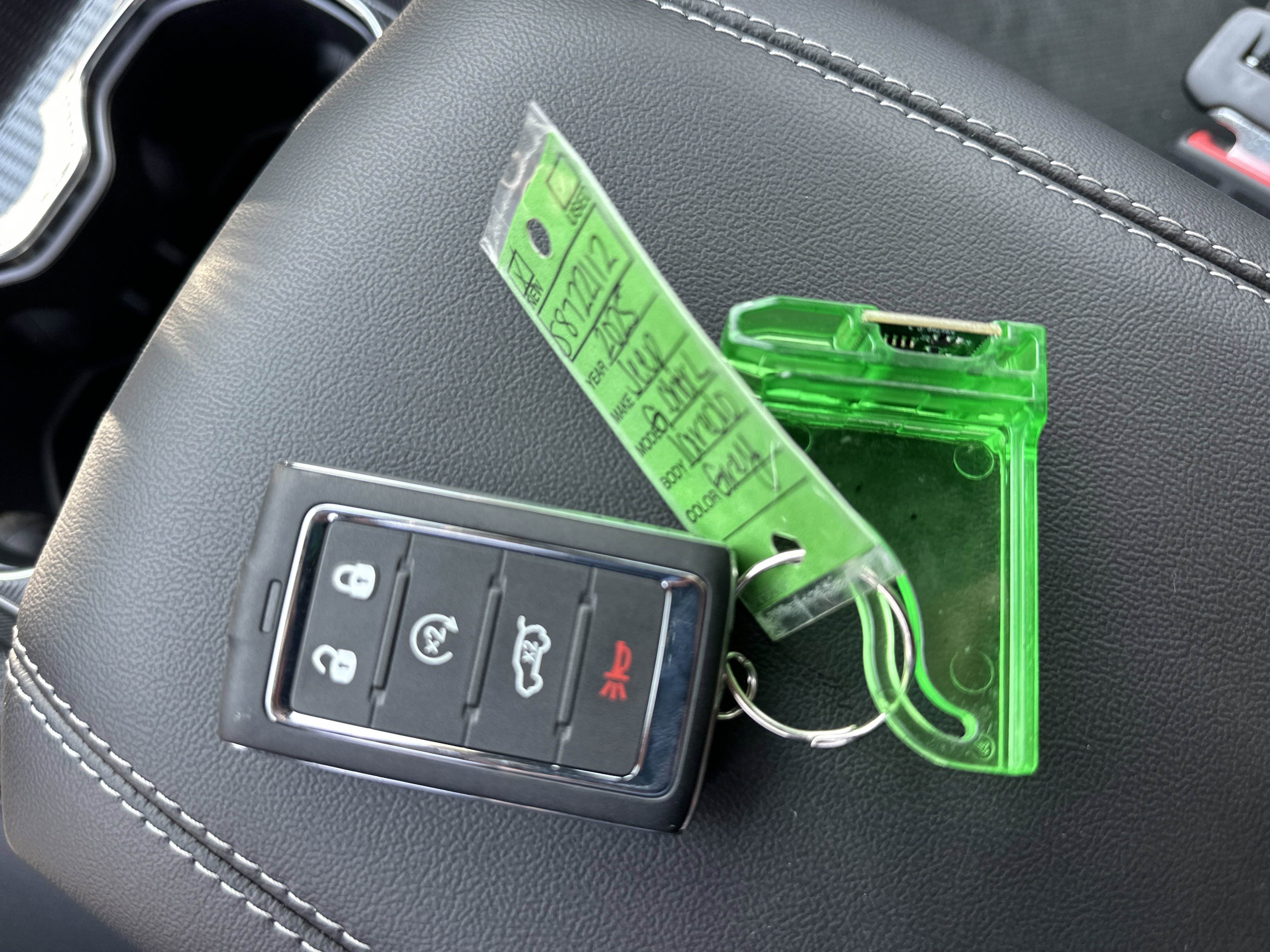 New 2025 Jeep Grand Cherokee L Altitude image 3