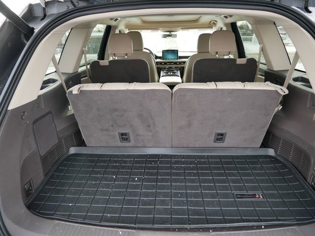 Used 2023 Lincoln Aviator Reserve w/ Elements Package Plus image 6