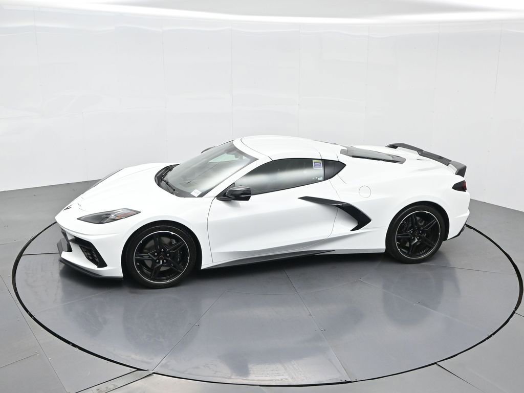 Used 2022 Chevrolet Corvette Stingray Premium Cpe w/ Z51 Performance Package image 52