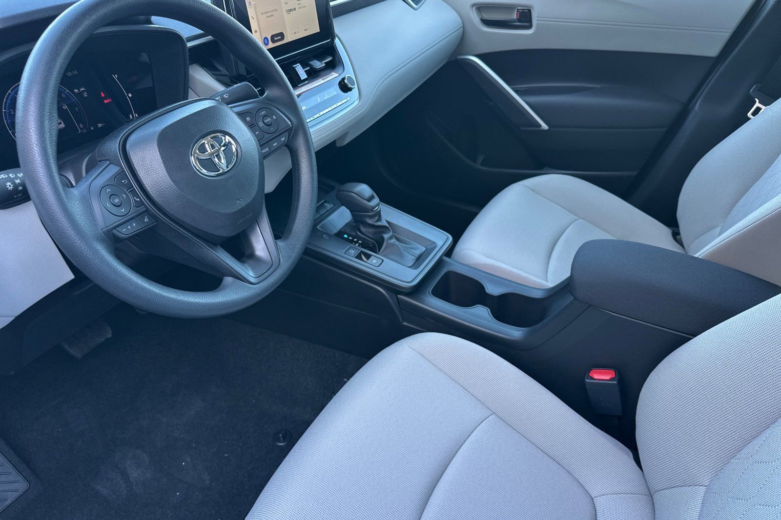 New 2026 Toyota Corolla Cross L FWD image 17