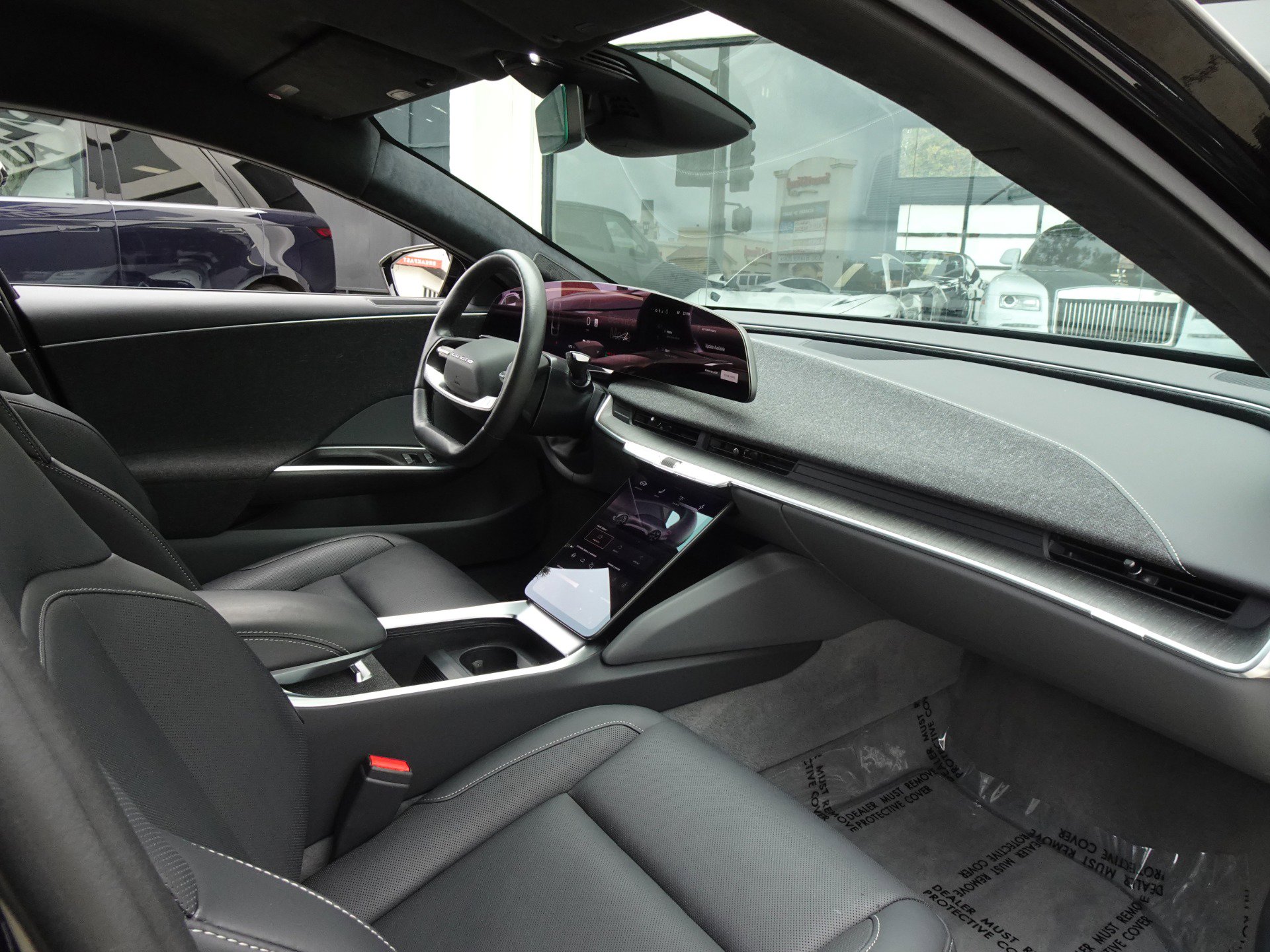 Used 2024 Lucid Air Pure RWD image 21