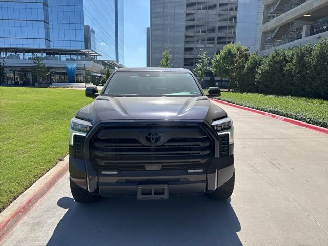 Used 2024 Toyota Tundra Limited AWD/4WD image 2