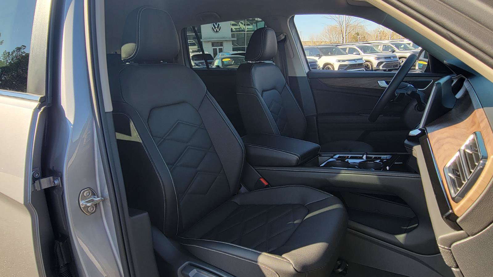 New 2026 Volkswagen Atlas SE AWD/4WD image 40