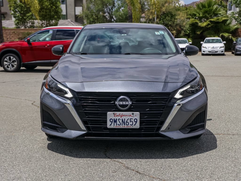 Used 2024 Nissan Altima 2.5 S FWD image 9