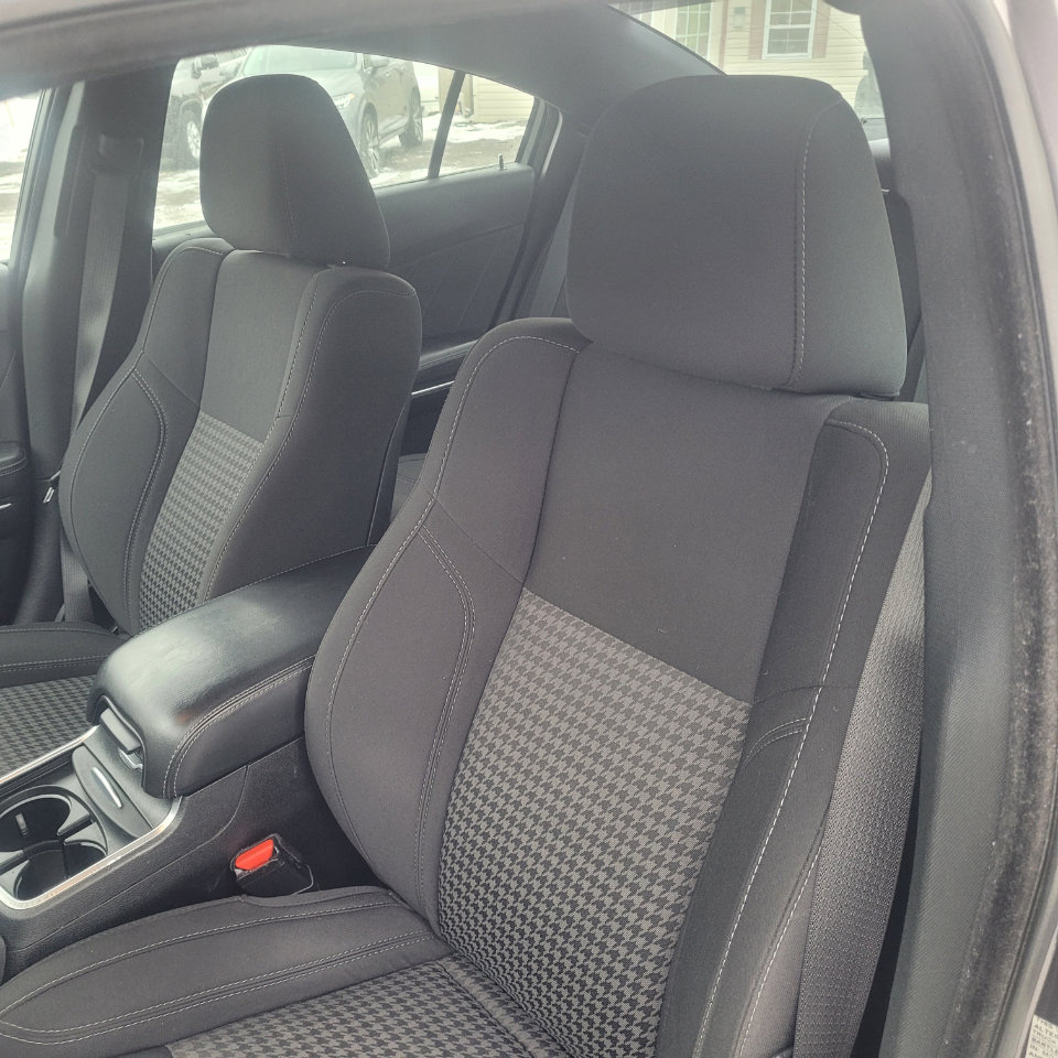 Used 2018 Dodge Charger GT image 11