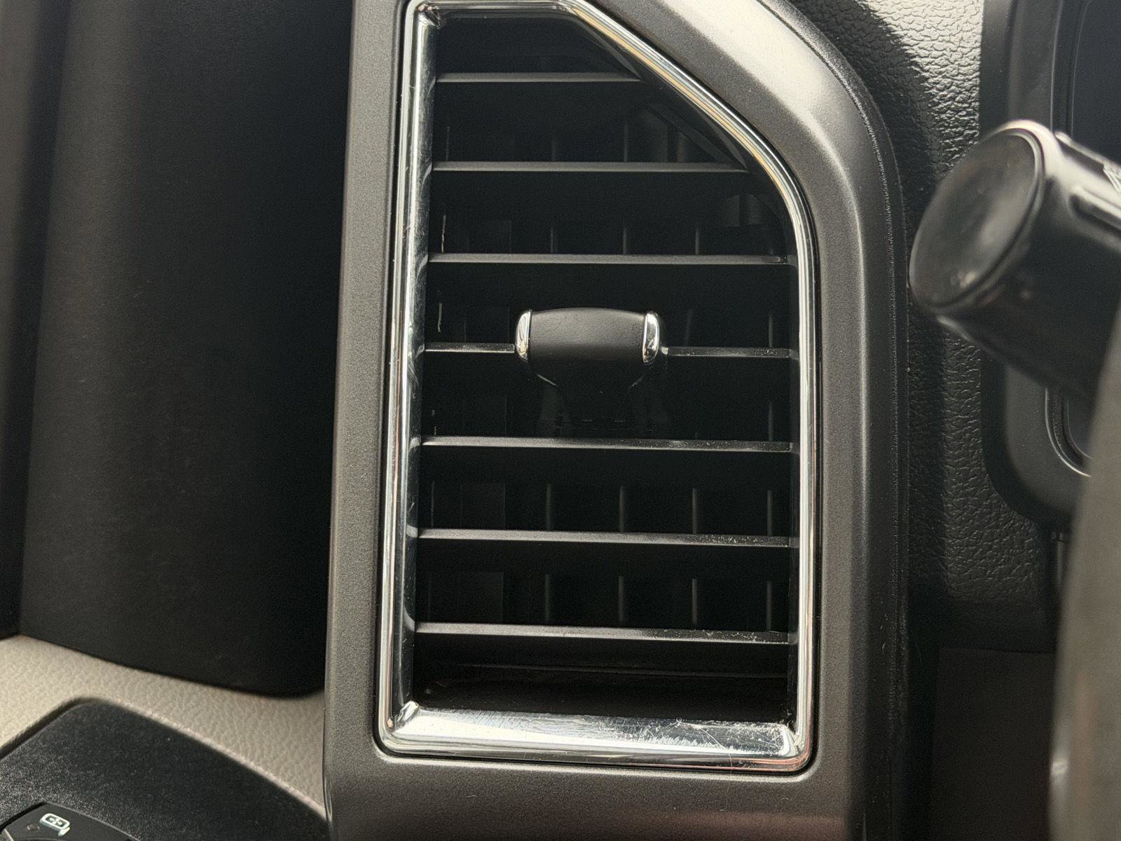 Used 2018 Ford F350 XLT image 25