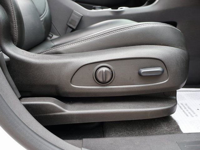Certified 2024 GMC Terrain SLT AWD/4WD image 10