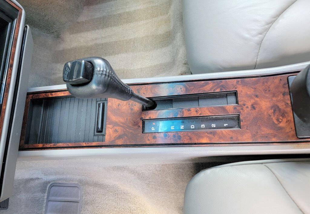 Used 1994 Buick Regal Custom FWD image 23