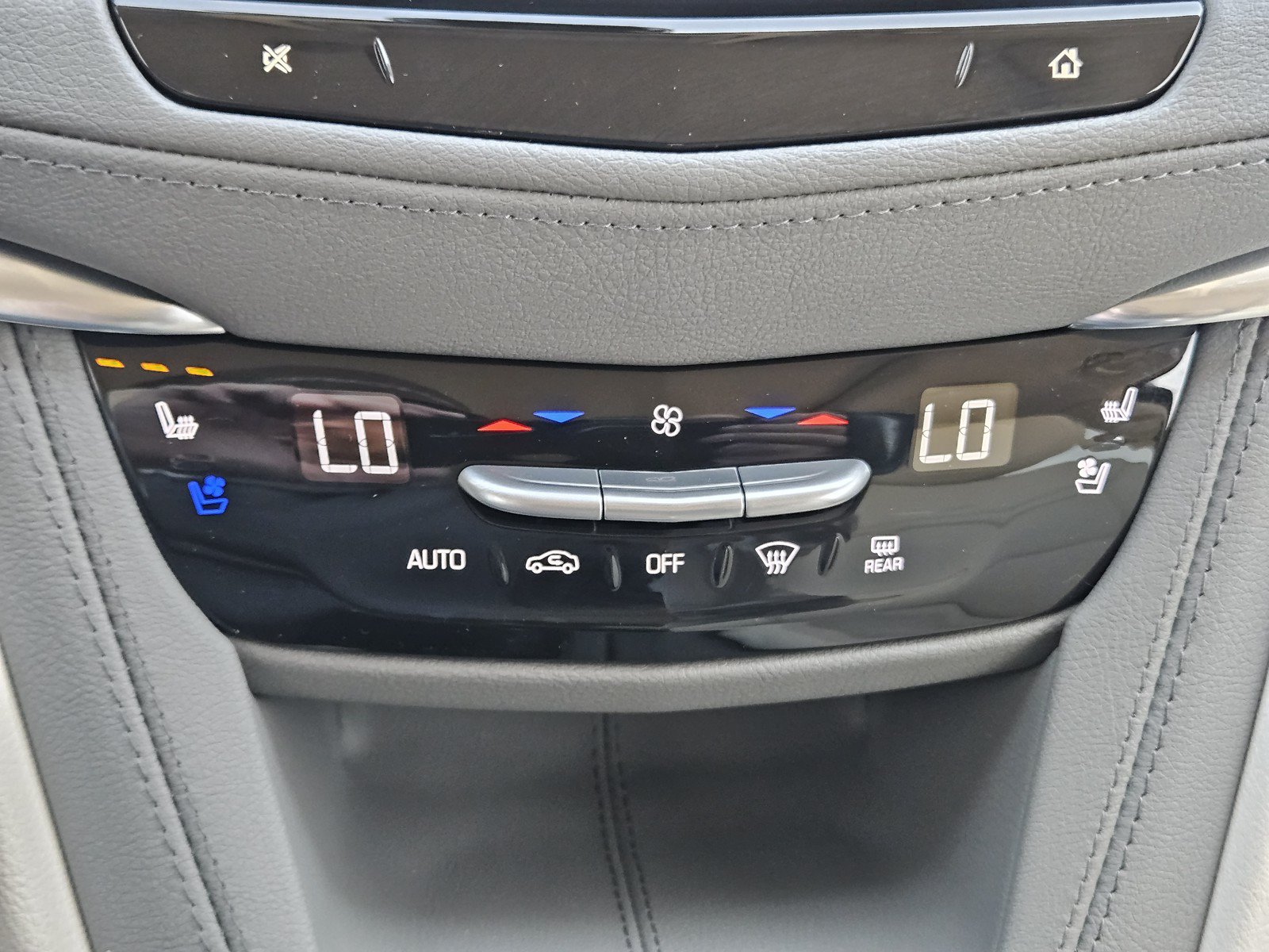 New 2026 Cadillac XT5 Premium Luxury w/ Driver Assist Package FWD image 13