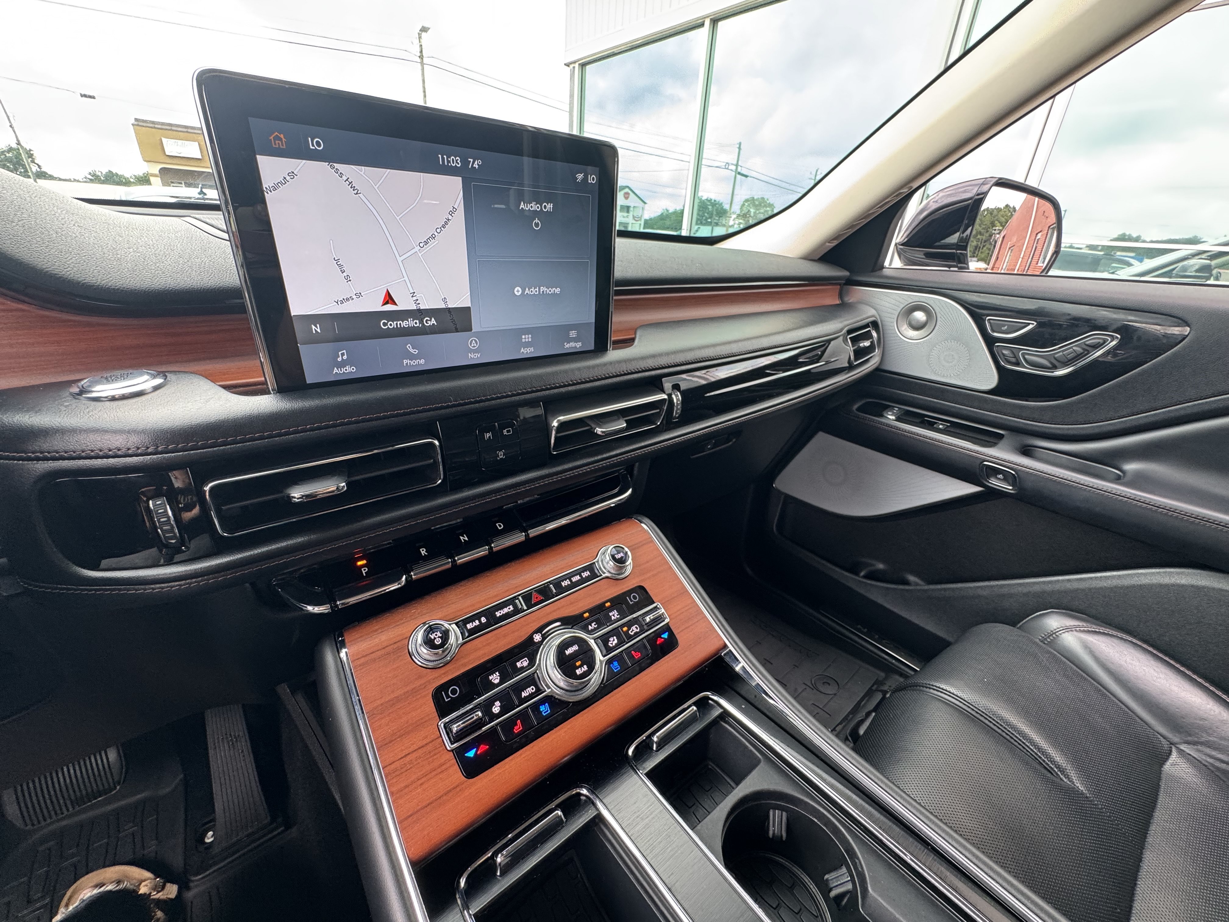 Used 2020 Lincoln Aviator Reserve w/ Equipment Group 202A AWD/4WD image 16