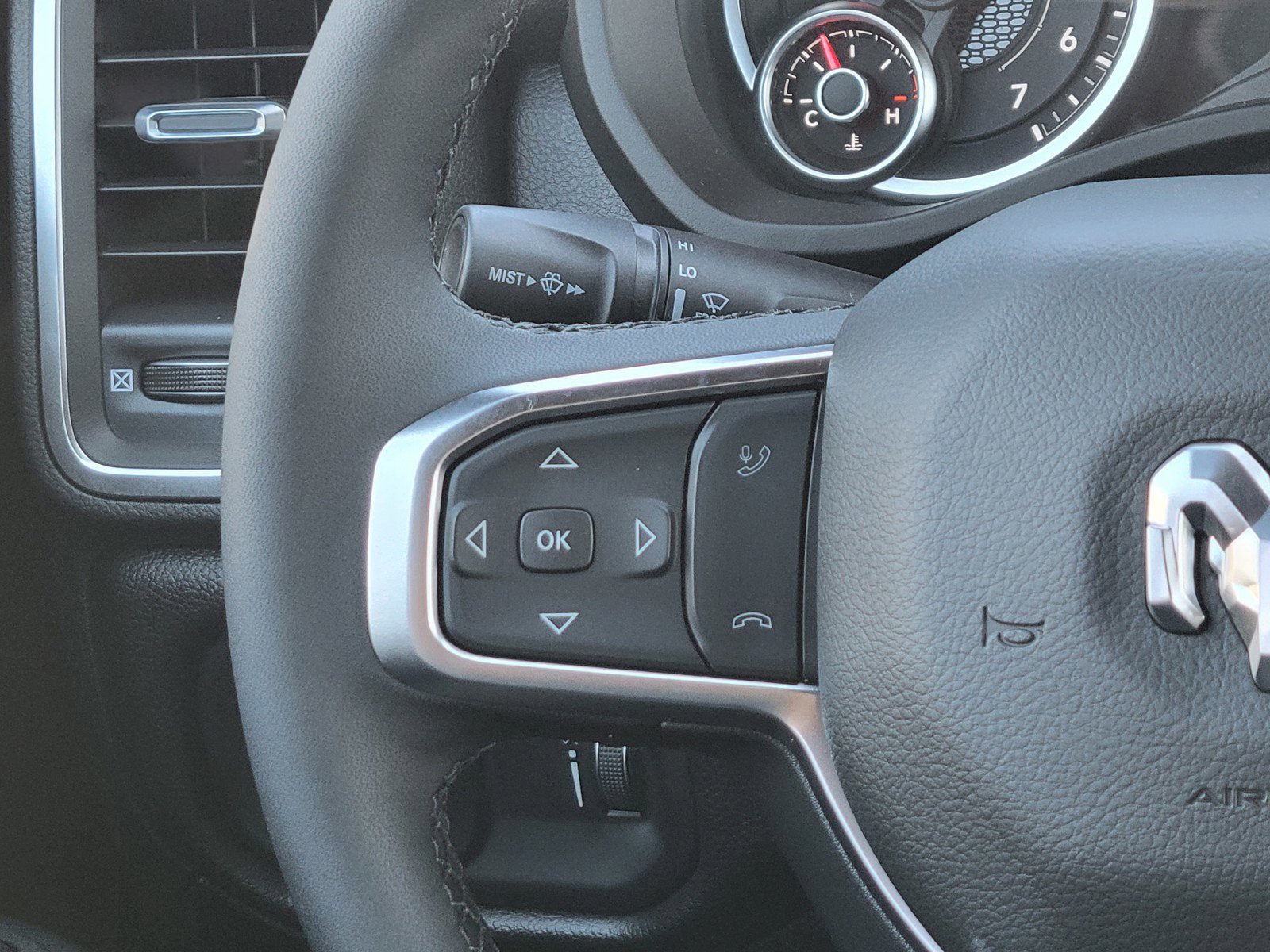 New 2025 RAM 1500 Big Horn image 30