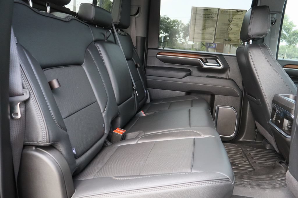 Used 2025 GMC Sierra 2500 Denali w/ Denali Reserve Package AWD/4WD image 30