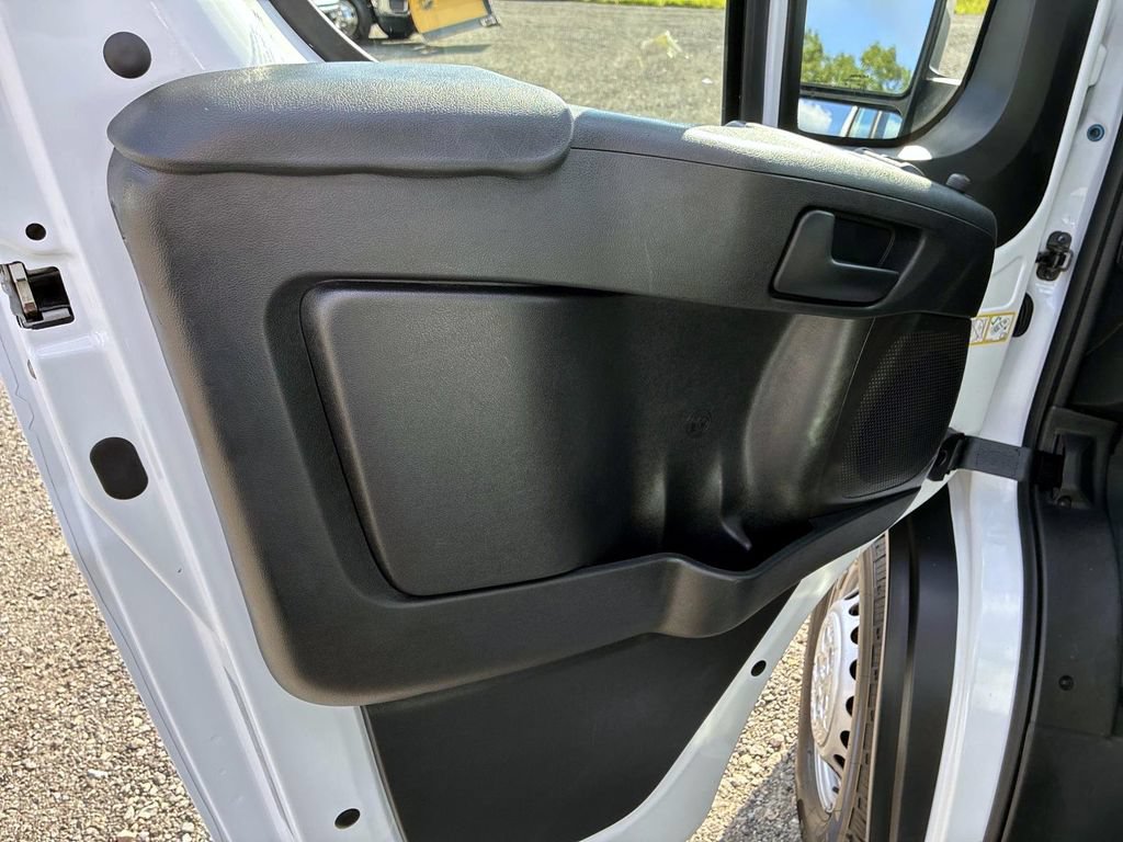 Used 2025 RAM ProMaster 3500 w/ Convenience Group FWD image 19