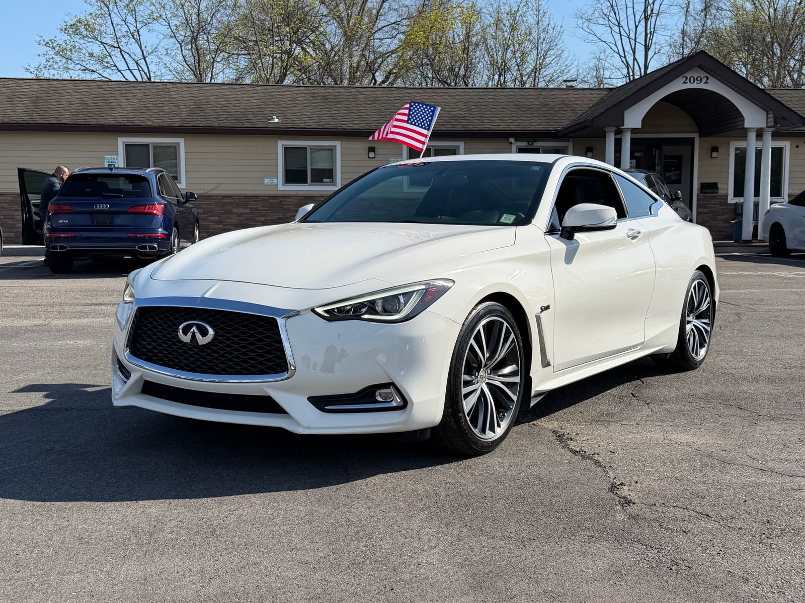 Used 2018 INFINITI Q60 3.0t Luxe w/ Sensory Package 3.0T Luxe RWD image 1