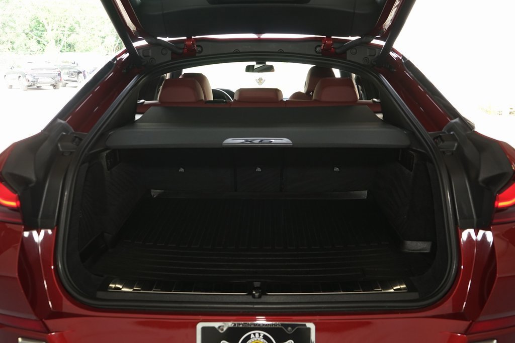 Used 2021 BMW X6 xDrive40i w/ Convenience Package image 29