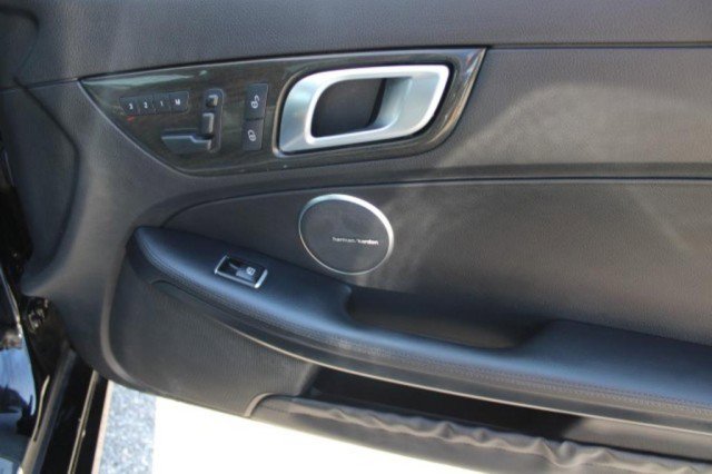 Used 2015 Mercedes-Benz SLK 250 w/ Premium Package image 24
