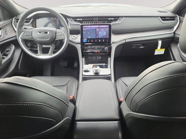 New 2025 Jeep Grand Cherokee L Limited w/ Luxury Tech Group II image 10