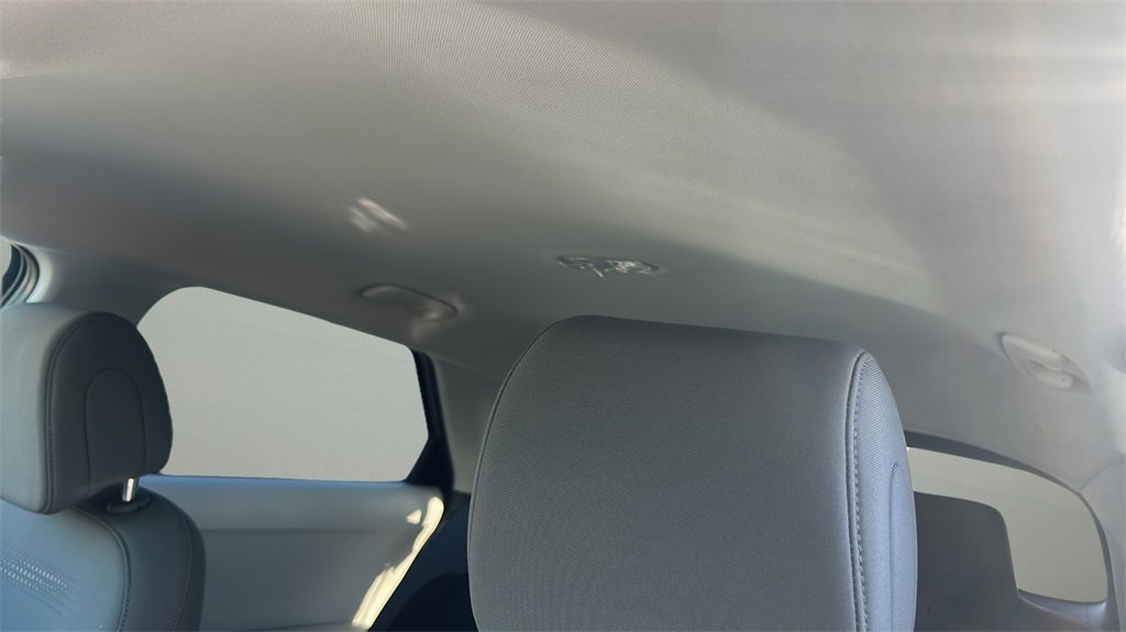 Certified 2025 Hyundai Ioniq 5 SE image 17