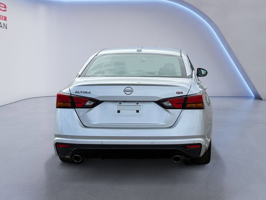 Used 2024 Nissan Altima 2.5 SR image 4