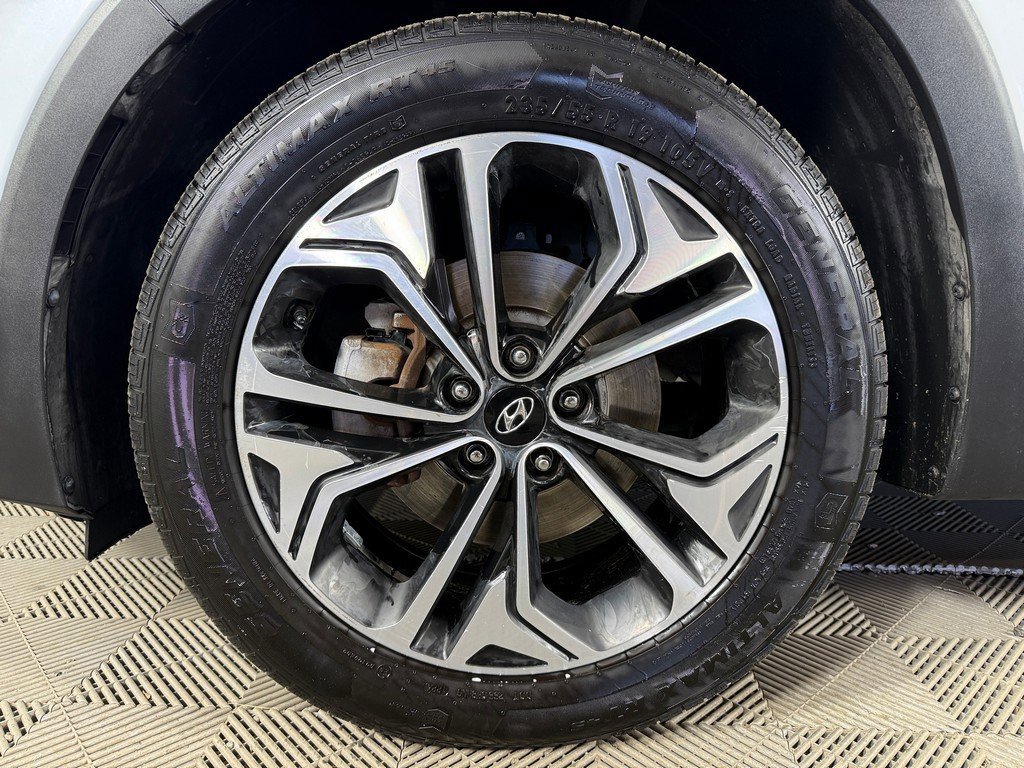 Used 2019 Hyundai Santa Fe Limited w/ Cargo Package image 21