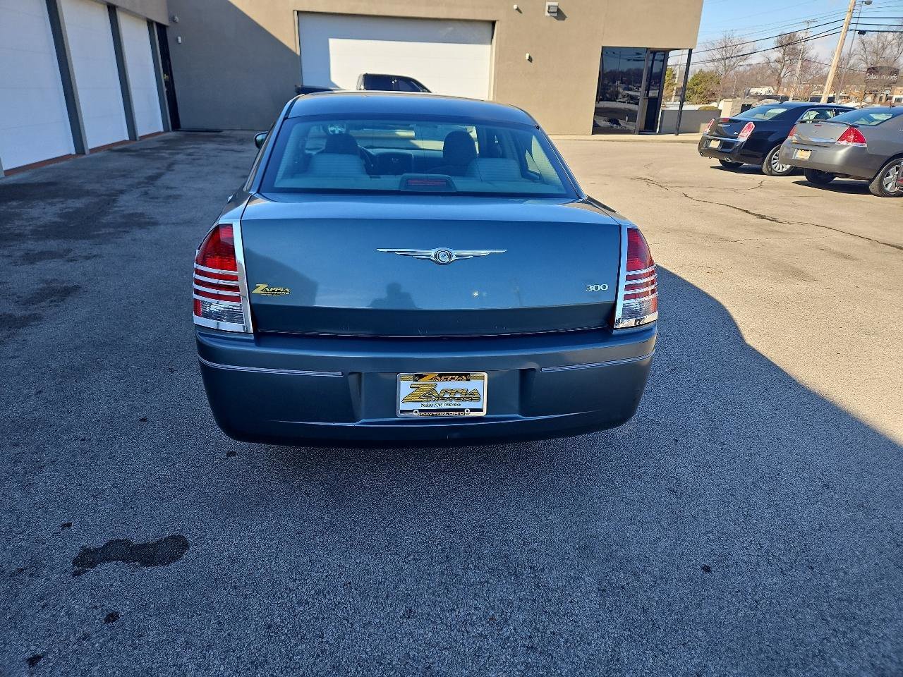 Used 2005 Chrysler 300 w/ Protection Group image 3