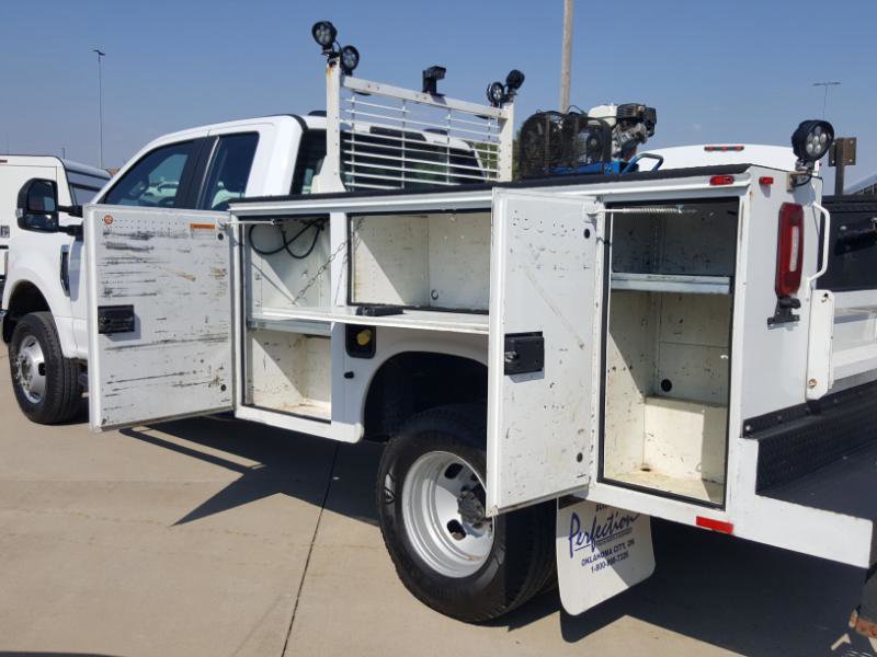 Used 2022 Ford F350 XL w/ Power Equipment Group image 11