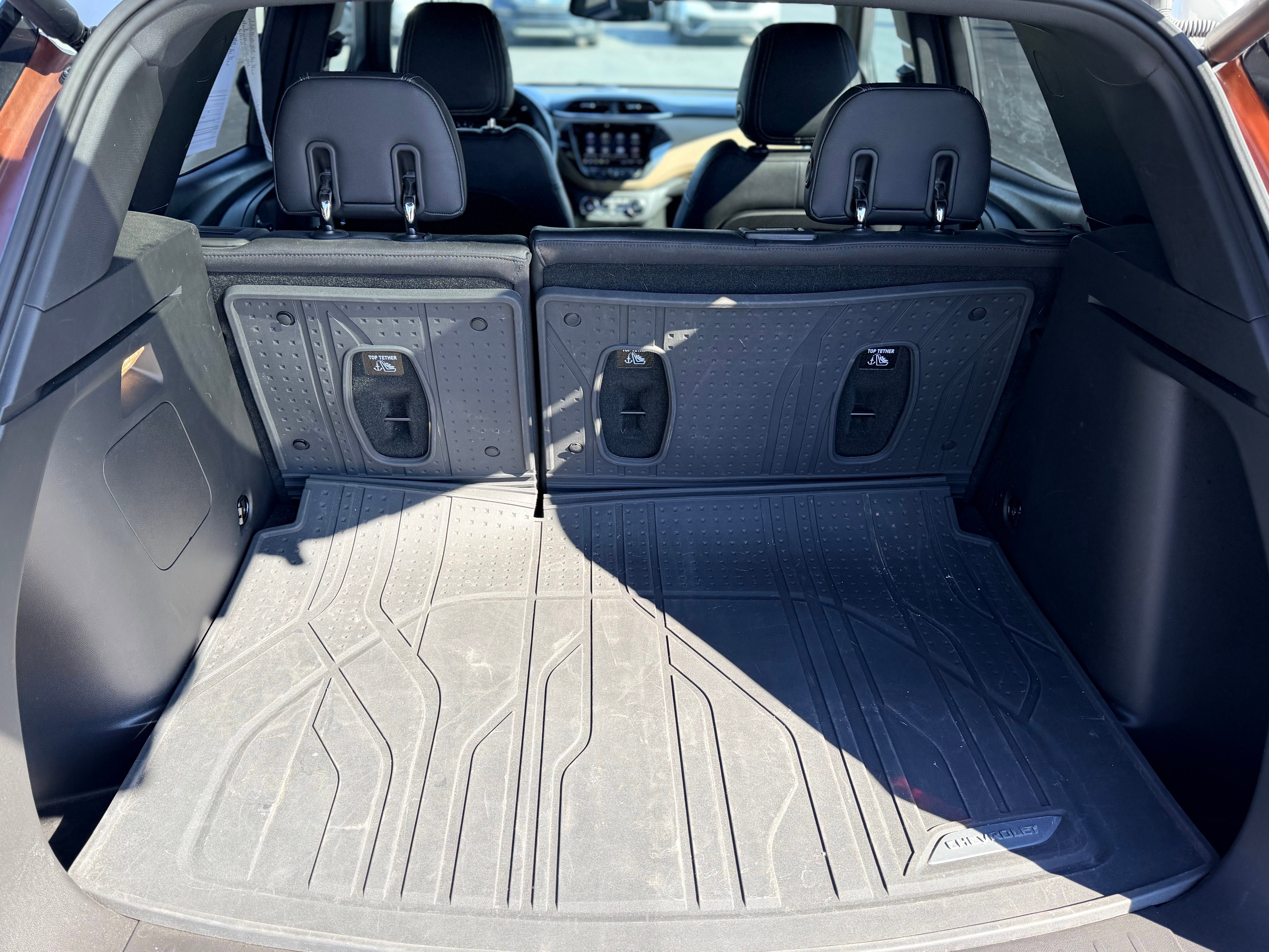 Used 2021 Chevrolet TrailBlazer ACTIV w/ Sun and Liftgate Package FWD image 8