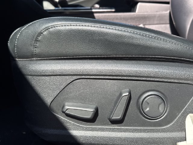 Used 2024 Kia Sportage EX FWD image 14
