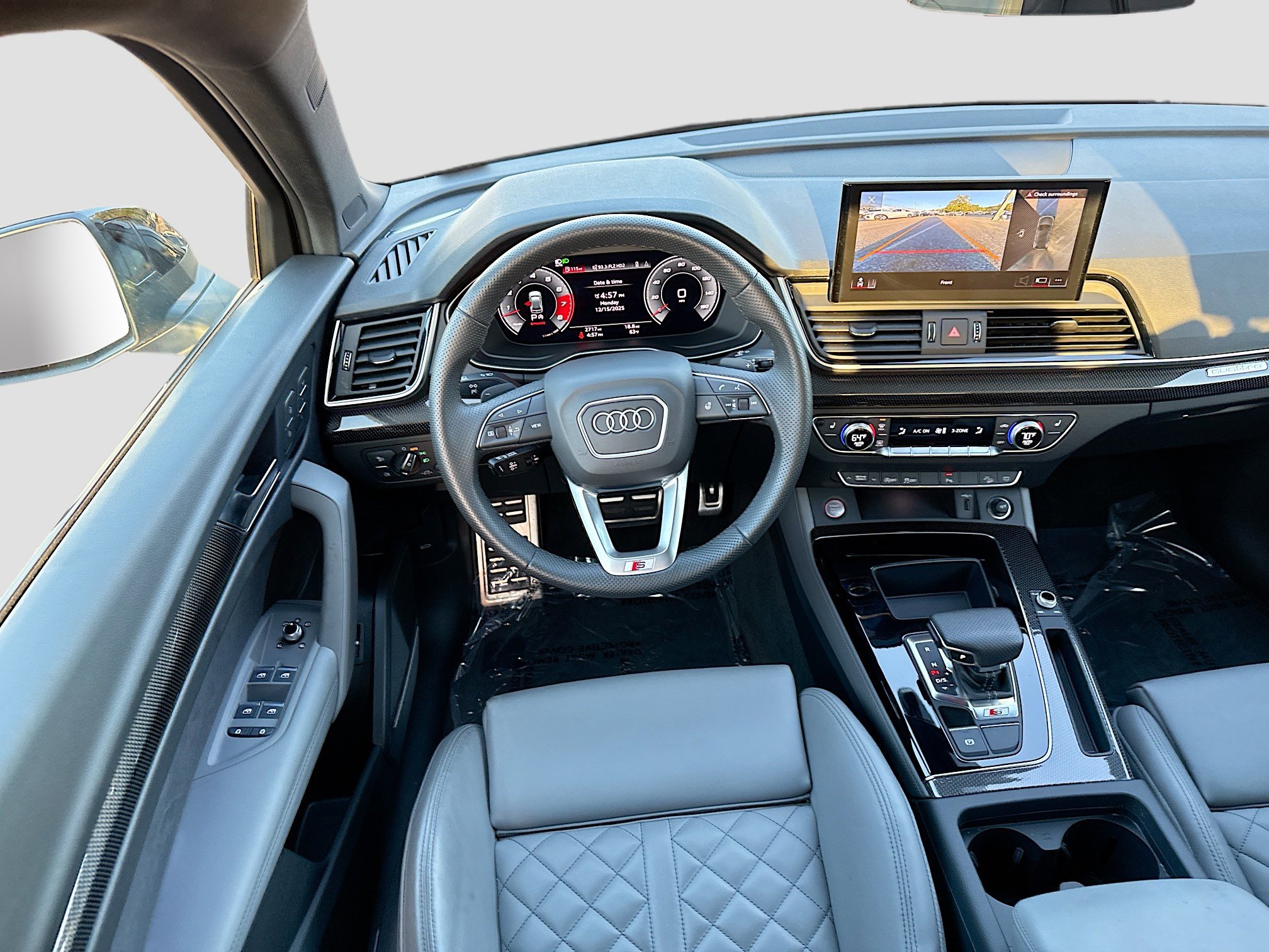 Used 2025 Audi SQ5 Premium Plus image 17