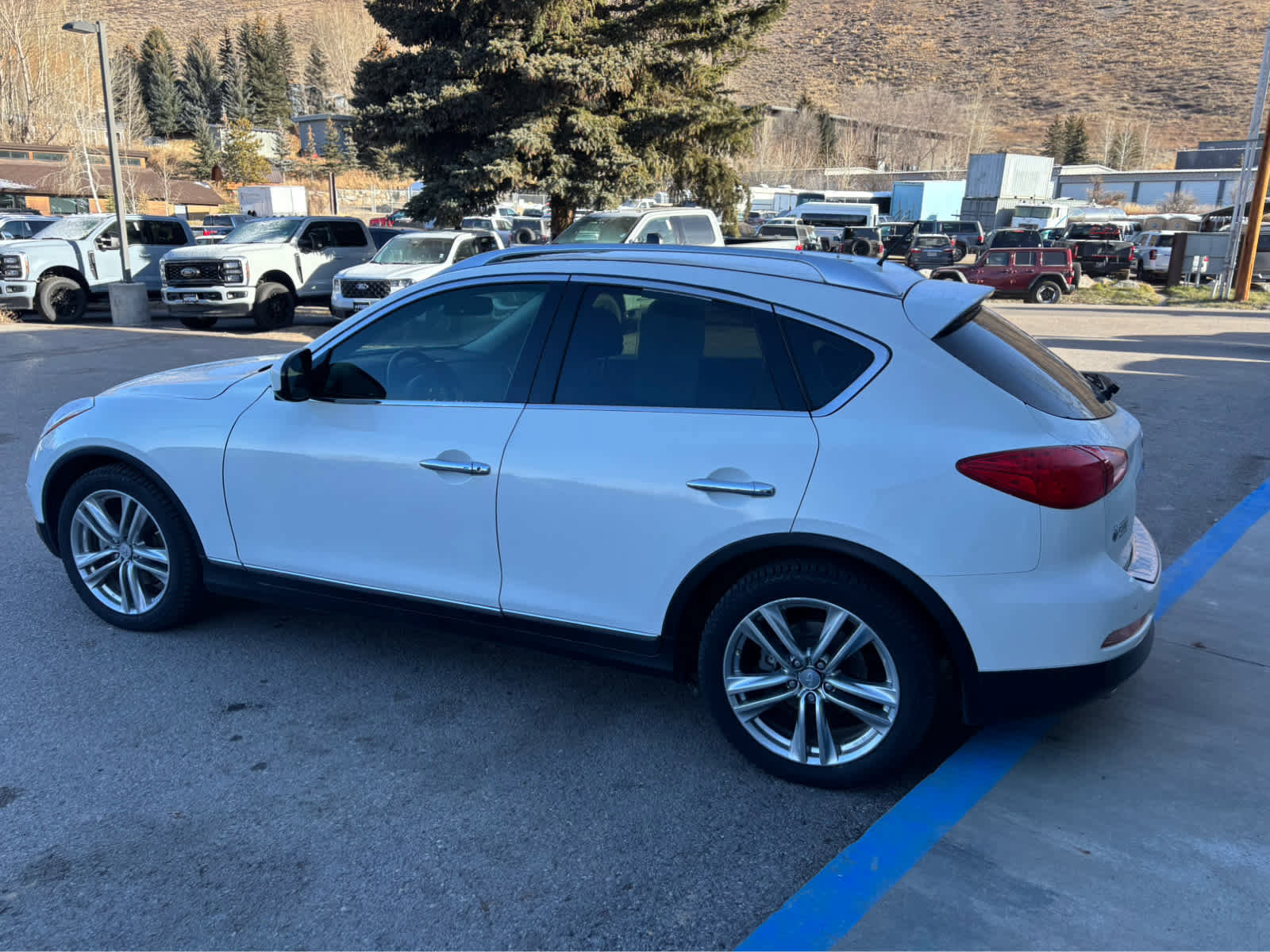 Used 2015 INFINITI QX50 Journey w/ Premium Package image 11