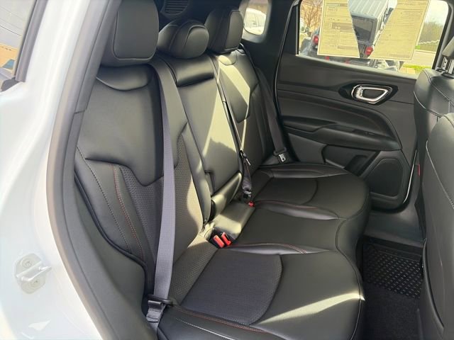 New 2026 Jeep Compass Trailhawk image 33