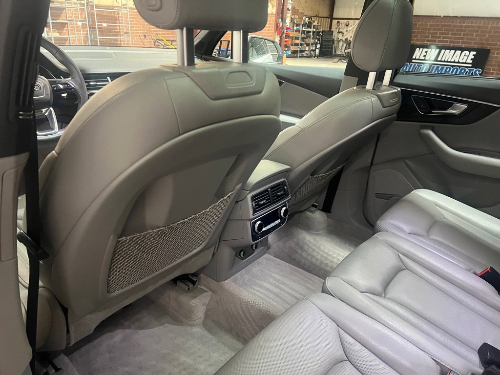 Used 2018 Audi Q7 3.0T Prestige image 29