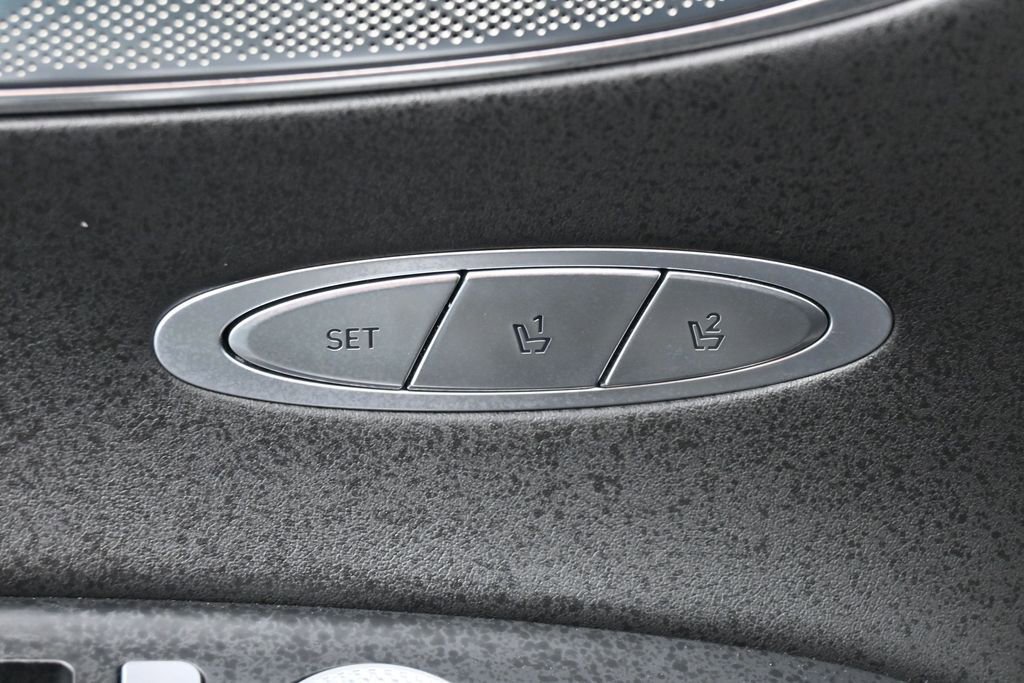 Used 2022 Genesis GV70 2.5T w/ Sport Prestige Package AWD/4WD image 14