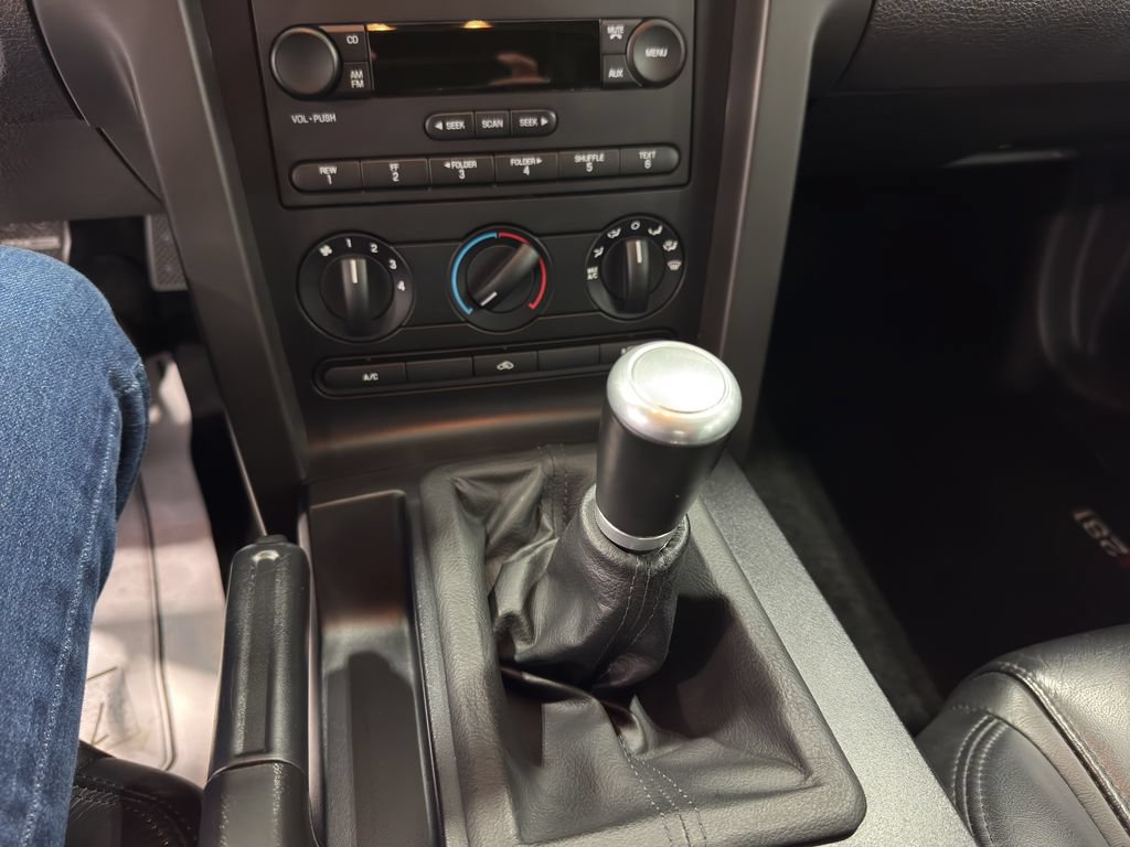 Used 2006 Ford Mustang GT RWD image 26