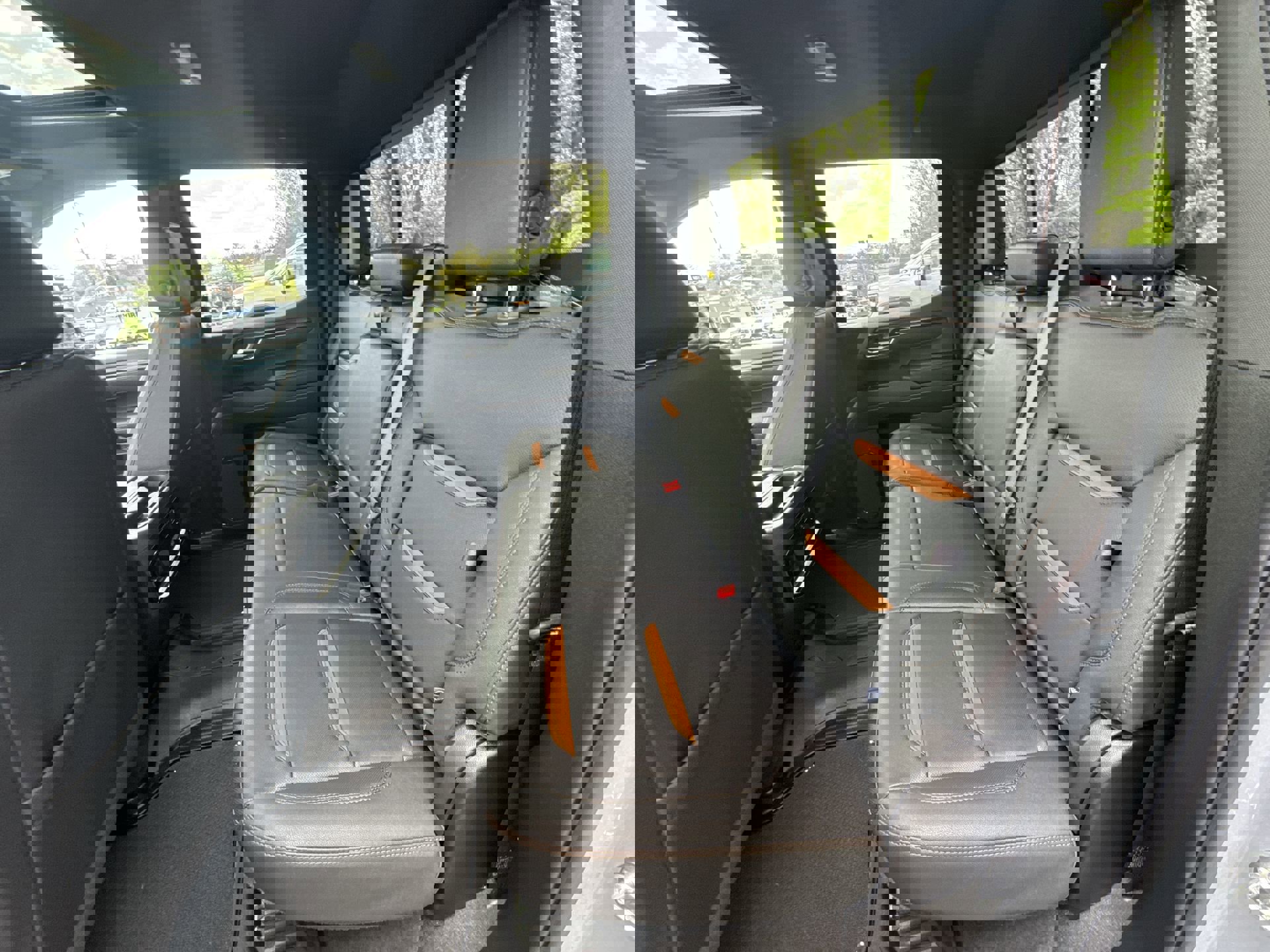 Certified 2024 GMC Sierra 1500 AT4 w/ Technology Package image 24