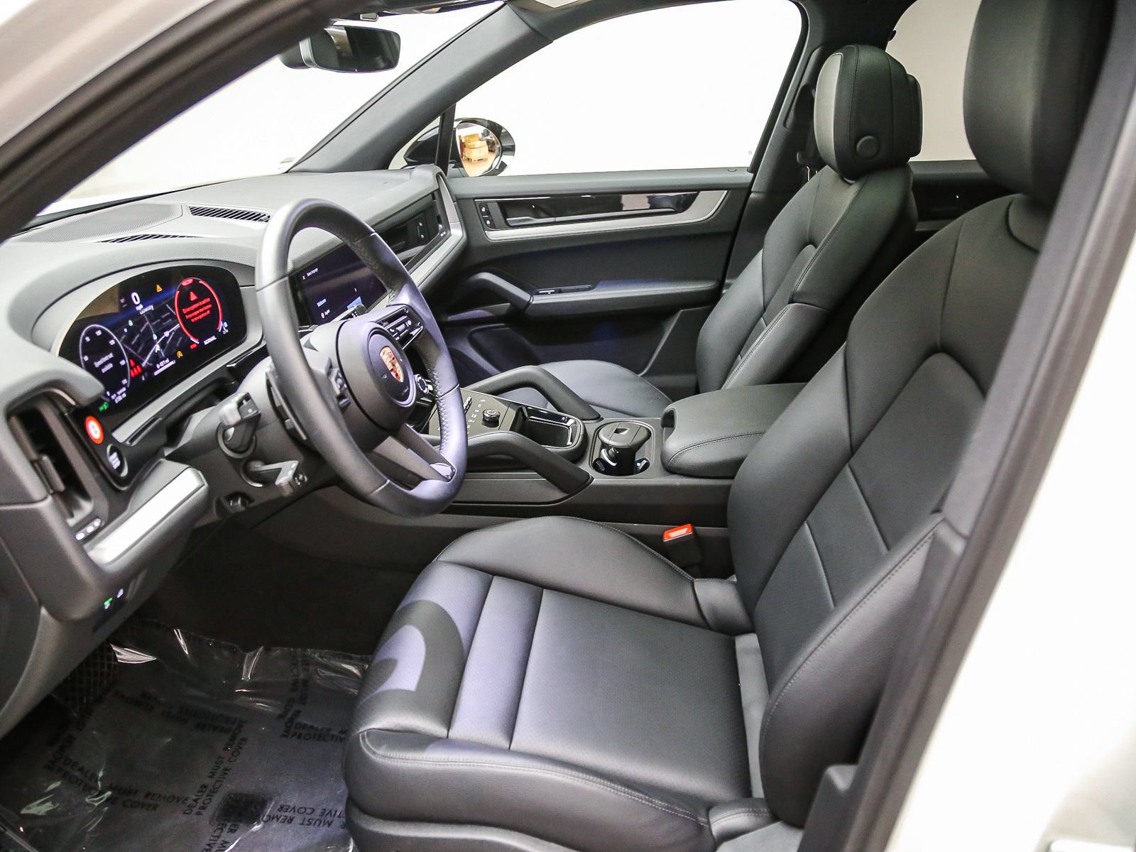 Certified 2025 Porsche Cayenne AWD/4WD image 22