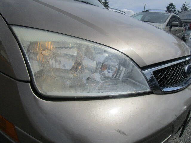Used 2005 Ford Focus SE image 26