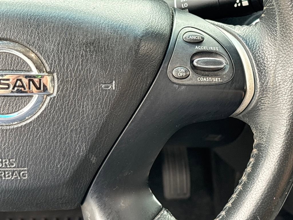 Used 2015 Nissan Pathfinder SL w/ SL Tech Package image 19