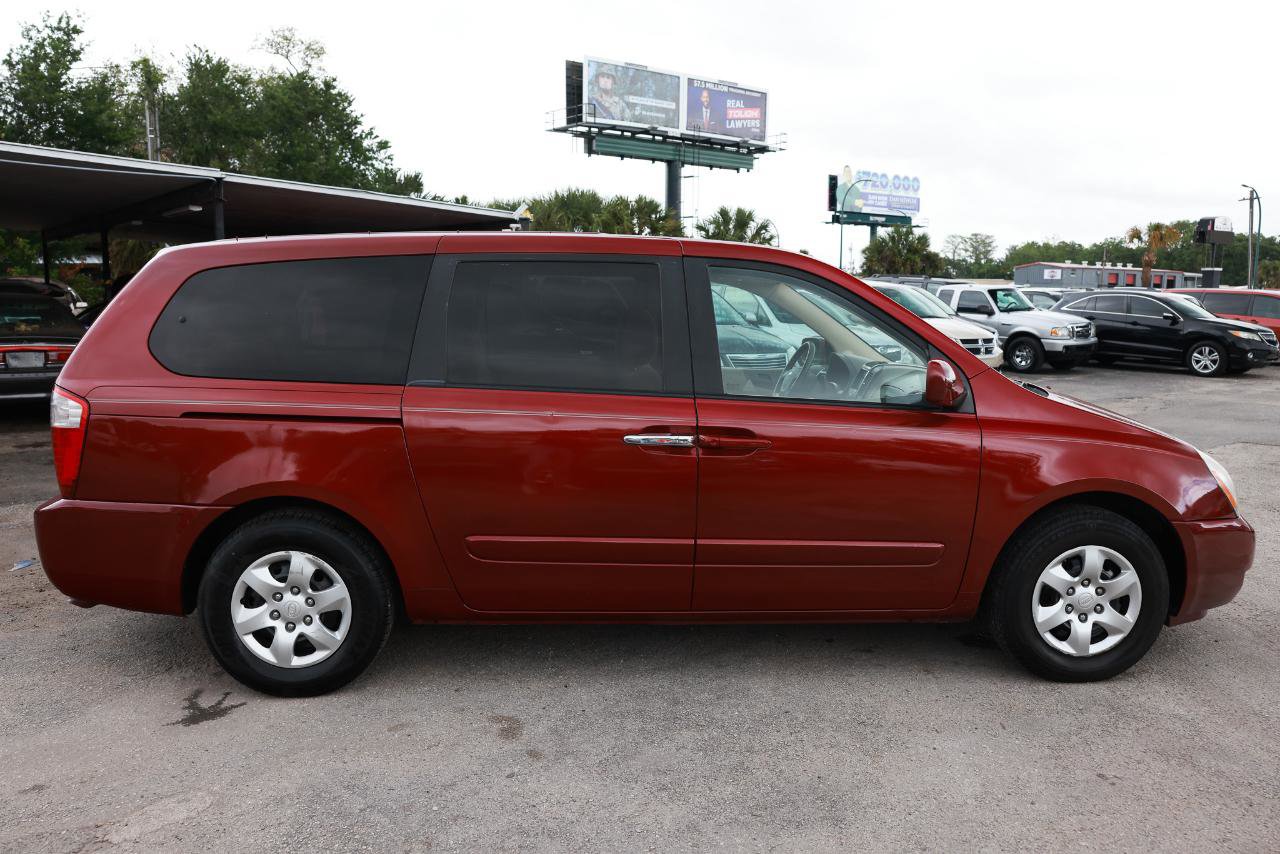 Used 2008 Kia Sedona LX image 13