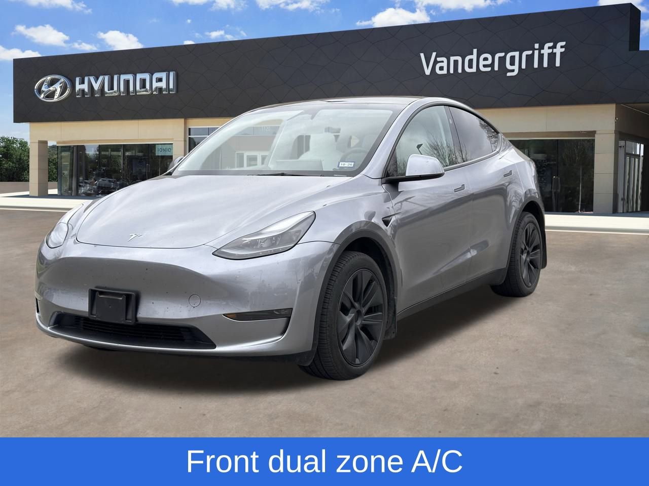 Used 2024 Tesla Model Y Long Range image 4
