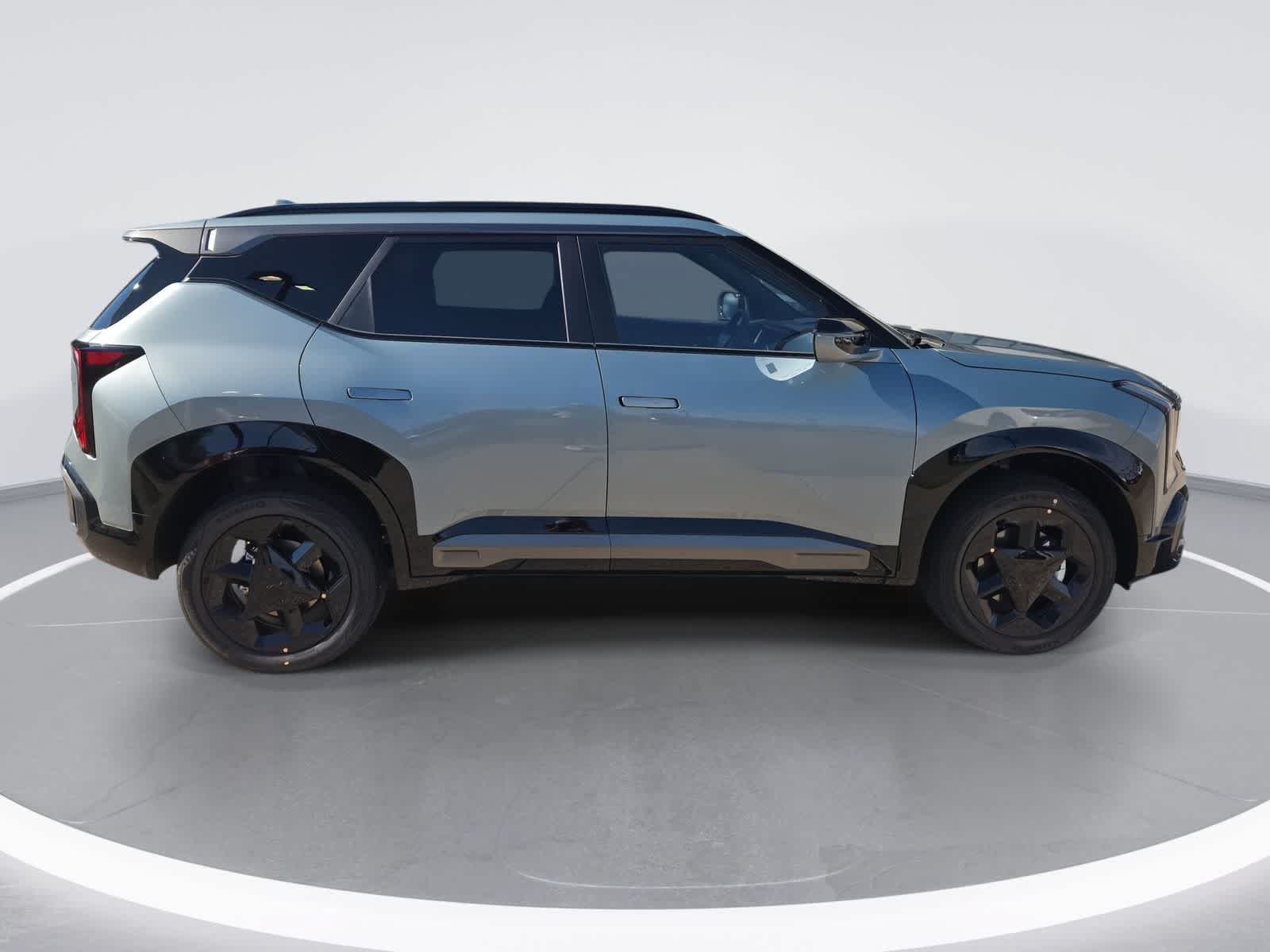 New 2027 Kia Seltos X-Line S w/ X-Line S Premium Package AWD/4WD image 9