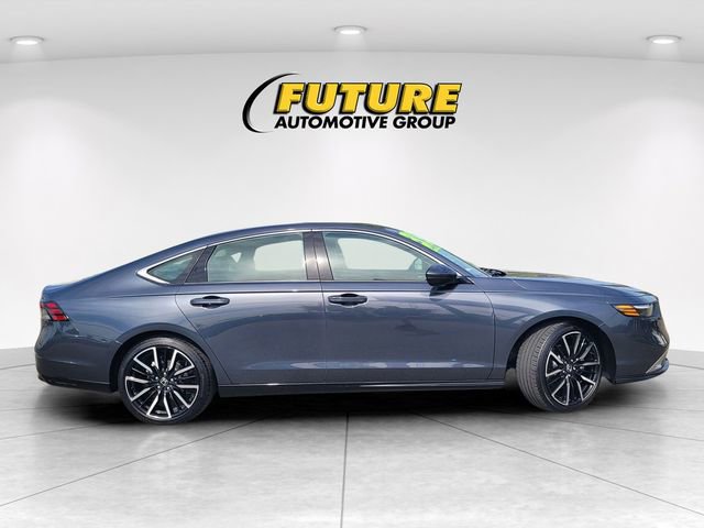 Certified 2025 Honda Accord Touring image 3