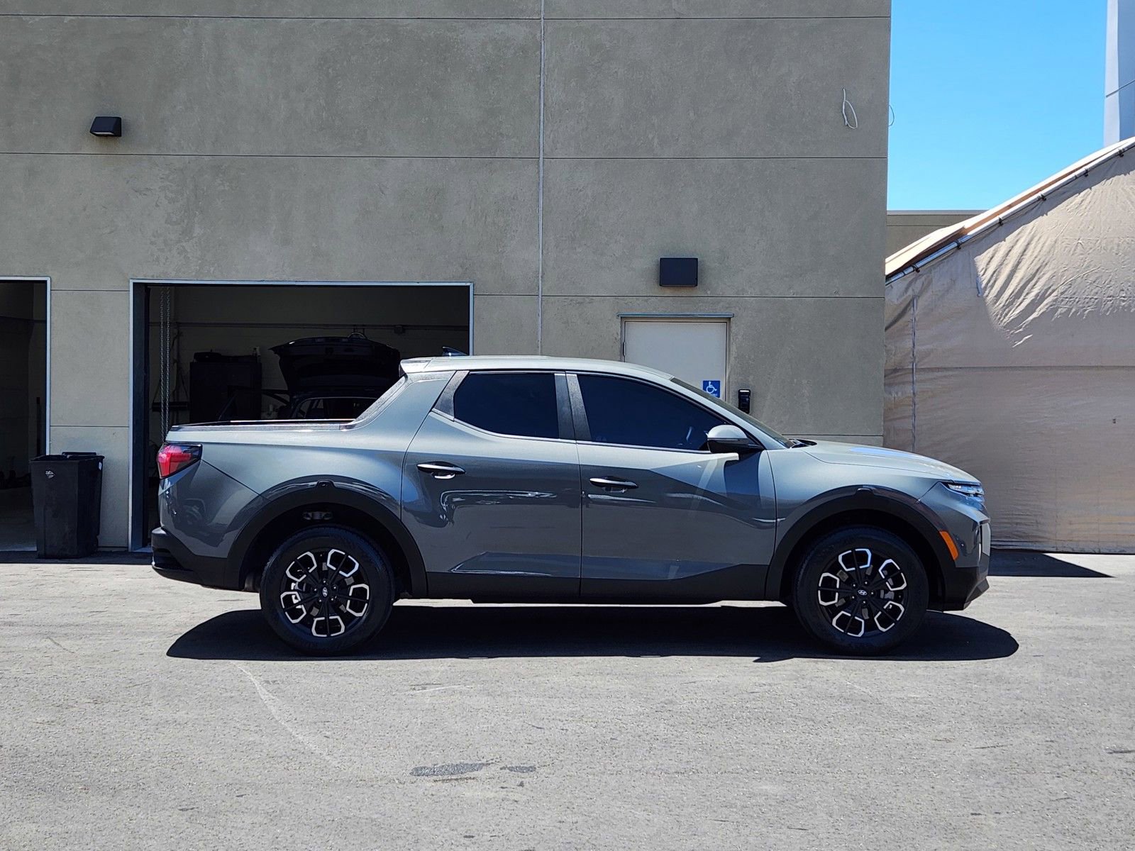 Certified 2022 Hyundai Santa Cruz SEL w/ Cargo Package AWD/4WD image 7